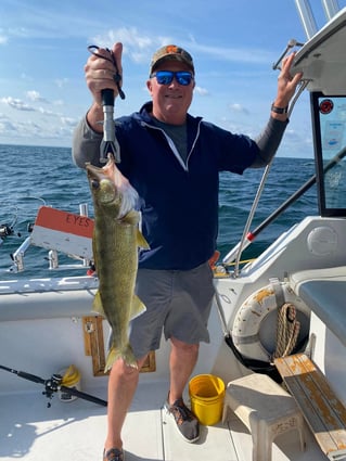 8 Hour Trip – Walleye