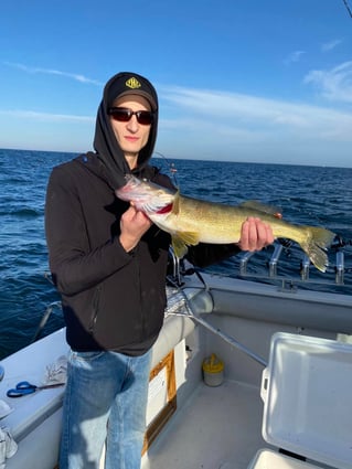 8 Hour Trip – Walleye