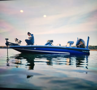 Fish with a PRO on Canyon Lake, TX!