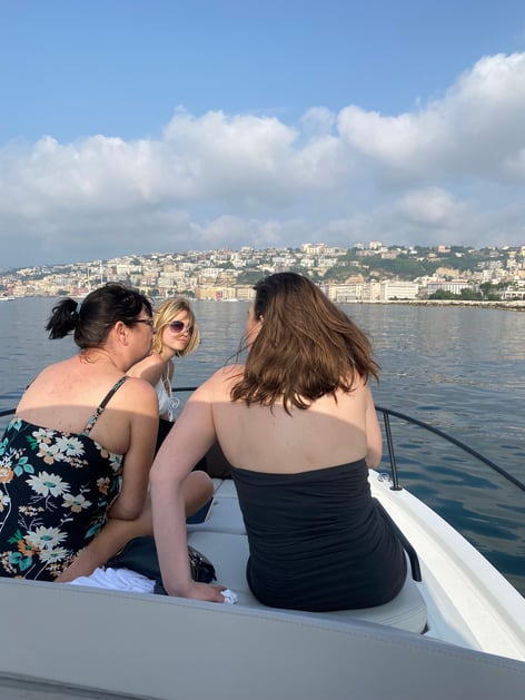 Tour giro in barca a Napoli