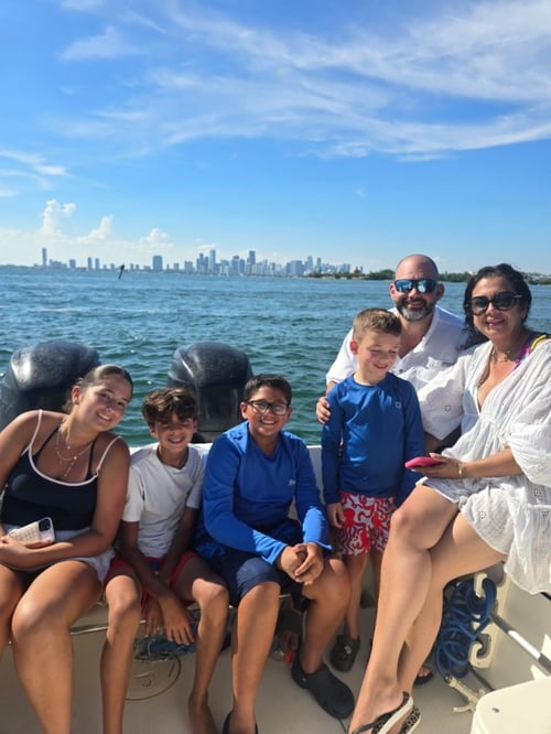 Island Vibes and City Sights 