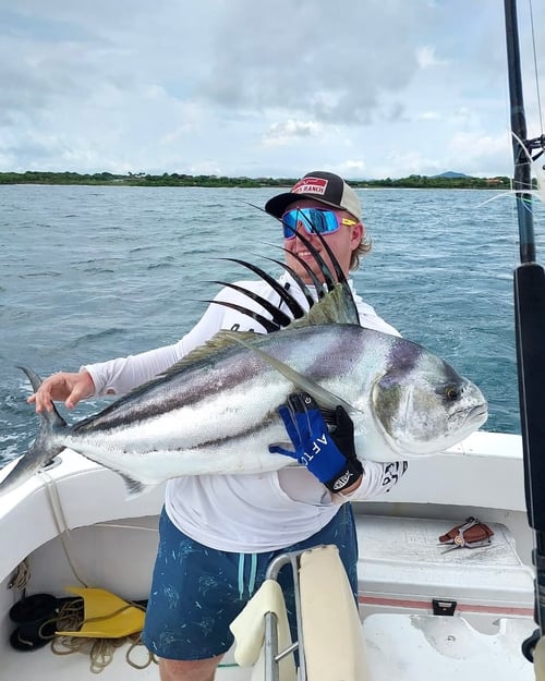 5-9 Hours Offshore Trip - 27’ Dusky