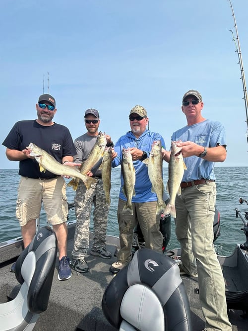 4 Hour Trip – Weekday Walleye