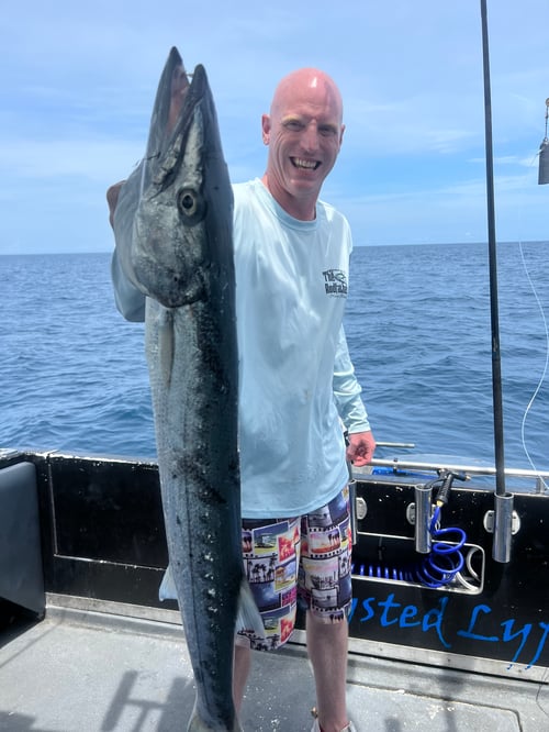 Extended Half Day Offshore Big Game Trip