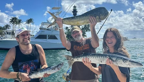 4-8 Hours Fishing - 48’ Viking