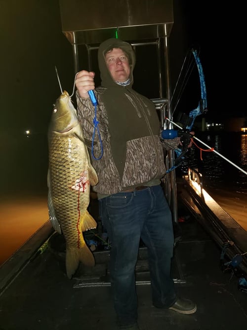 Eastern Shore River Bowfishing