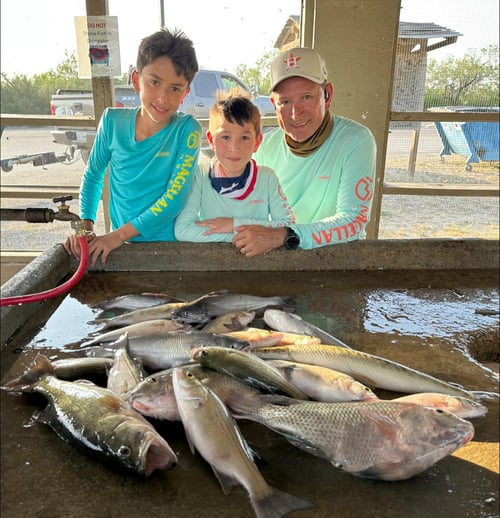 Falcon Lake Bass and Cats