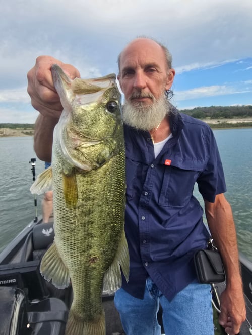 Trophy Lake Bass Fishing - O.H.Ivie