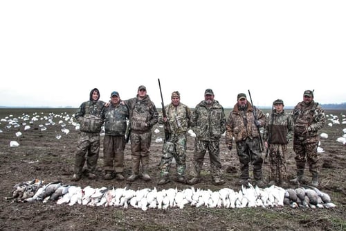 Goose Hunts w/ Meals & Lodging