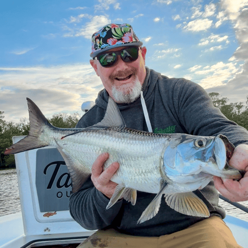 TAMPA BAY Inshore Sight Fishing - Artificials, Fly or bait!