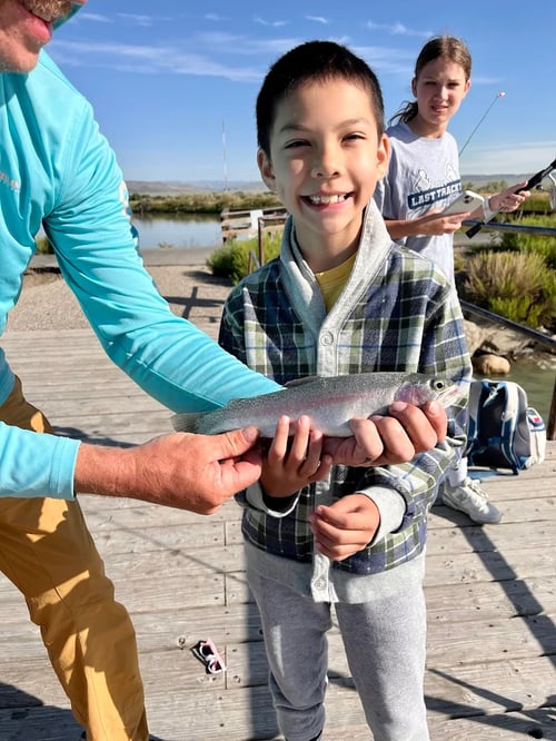 Shoreline Spin-casting for Trout