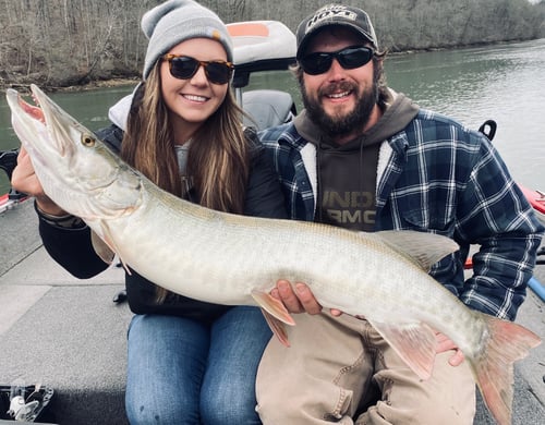 Muskie Fishing in Knoxville, Tennessee