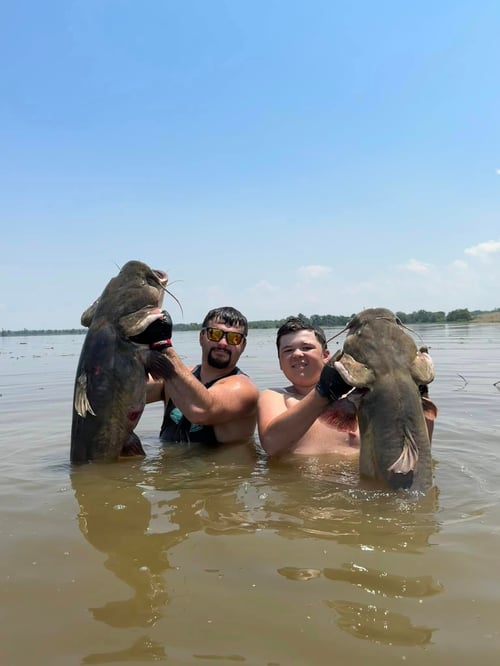 Flathead Catfish Fishing in Lockesburg, Arkansas