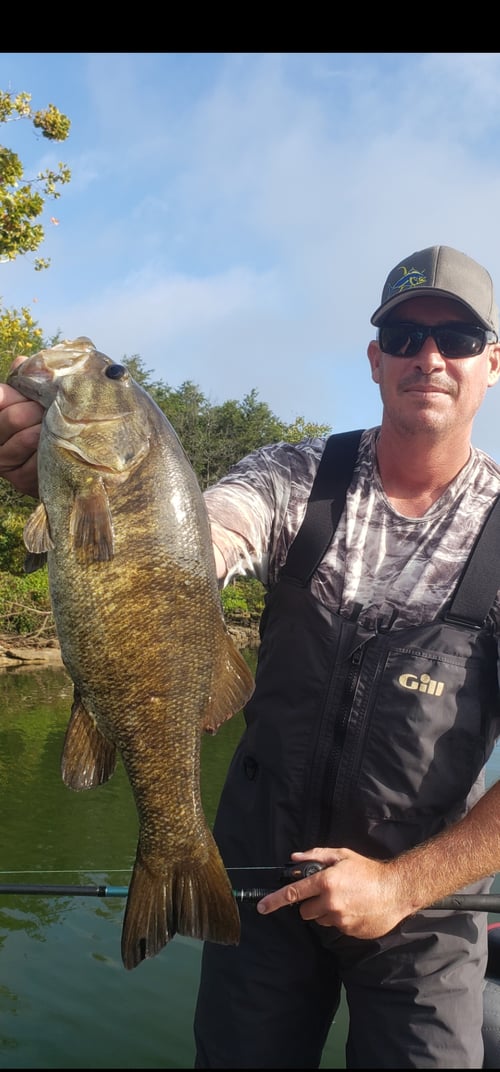 World Class in Branson Area Lakes!