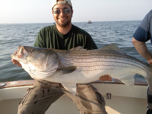 8 Hour Trip – Fluke/Striped Bass