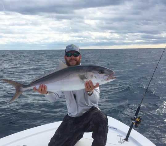 charleston offshore fishing