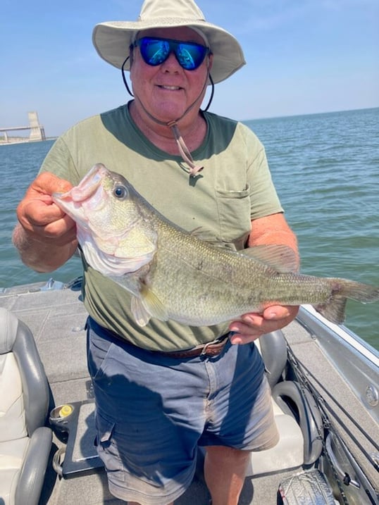 falcon lake fishing trip