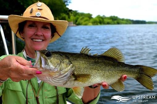 img! woman-fly-fishing