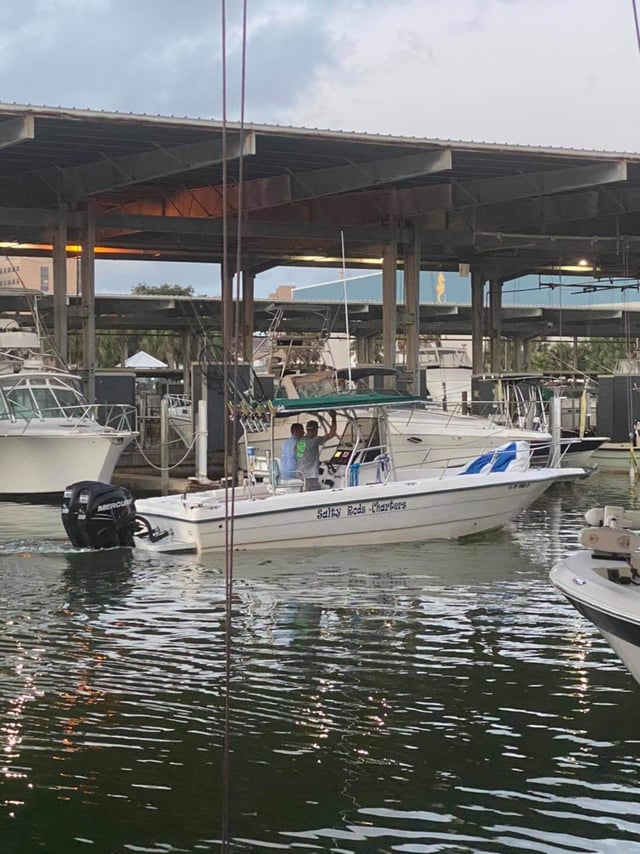 Bay and Jetty Trip -  26' Century